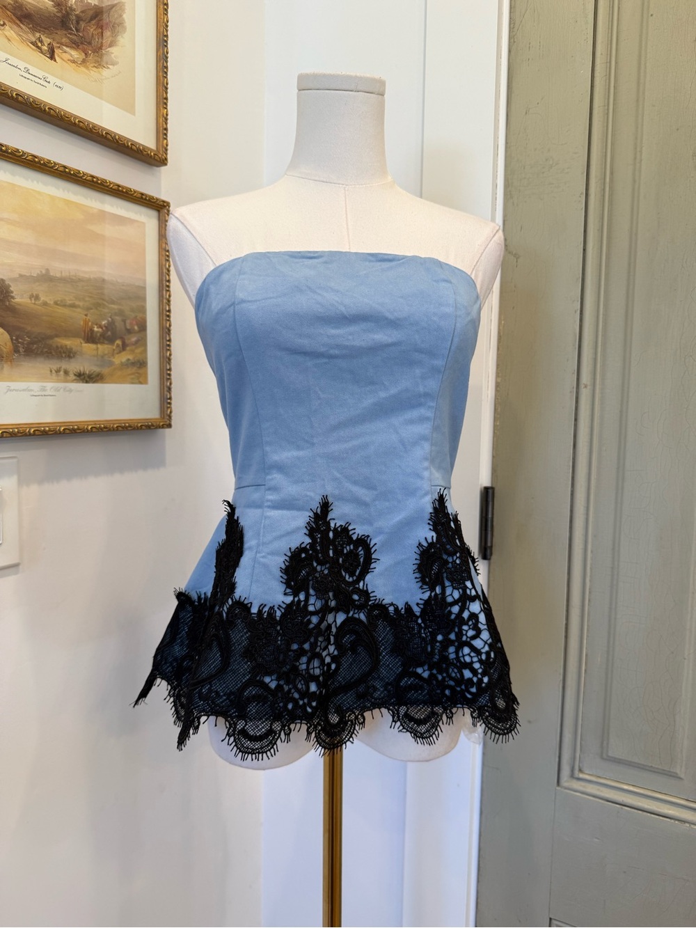 Commense Strapless Light Blue Top with Black Lace Trim - Picture 2 of 6